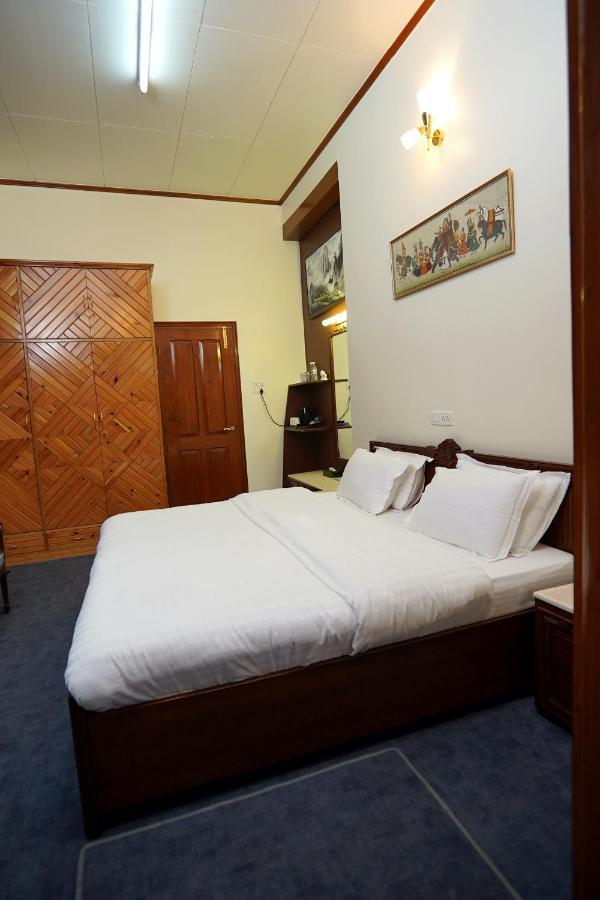 The Edgeworth Bed & Breakfast Shimla Exterior photo